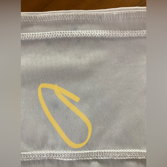 Lululemon Mid-rise Pace Rival Skirt, size 10, white - Picture 9 of 16